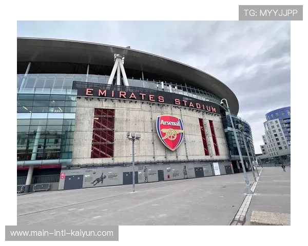 托特纳姆热刺球场容量已达62850人,超越酋长球场